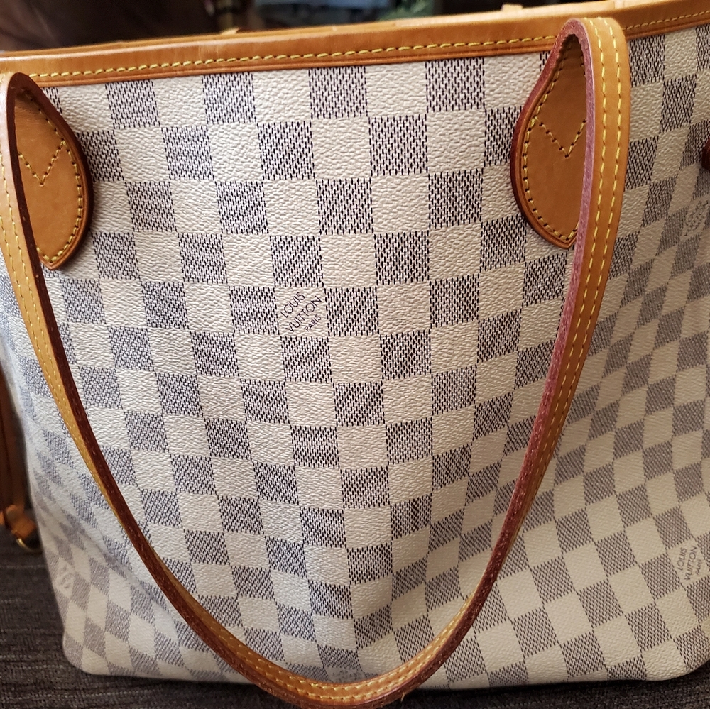 "WEEKEND SALE" Louis Vuitton Neverfull MM